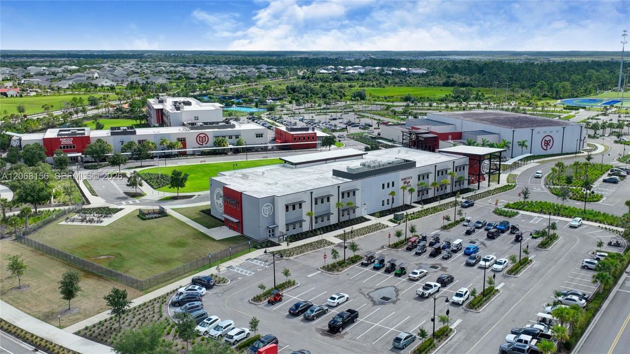 На продажу: $269,900 (2 спален, 2 ванн, 1554 Квадратных фут)