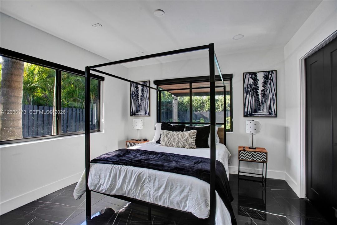 For Sale: $1,740,000 (3 beds, 2 baths, 2170 Square Feet)