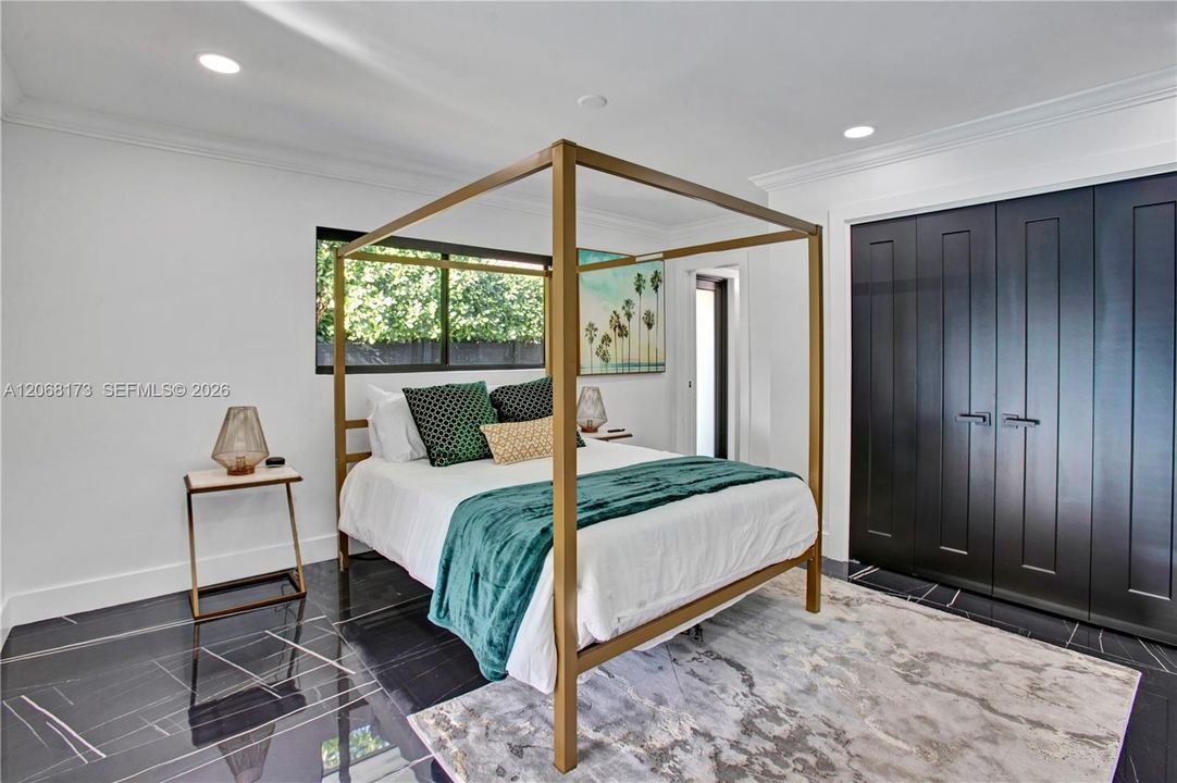 For Sale: $1,740,000 (3 beds, 2 baths, 2170 Square Feet)