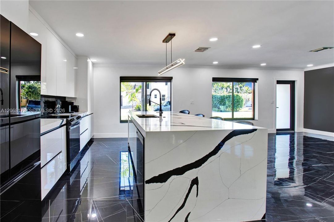 For Sale: $1,740,000 (3 beds, 2 baths, 2170 Square Feet)