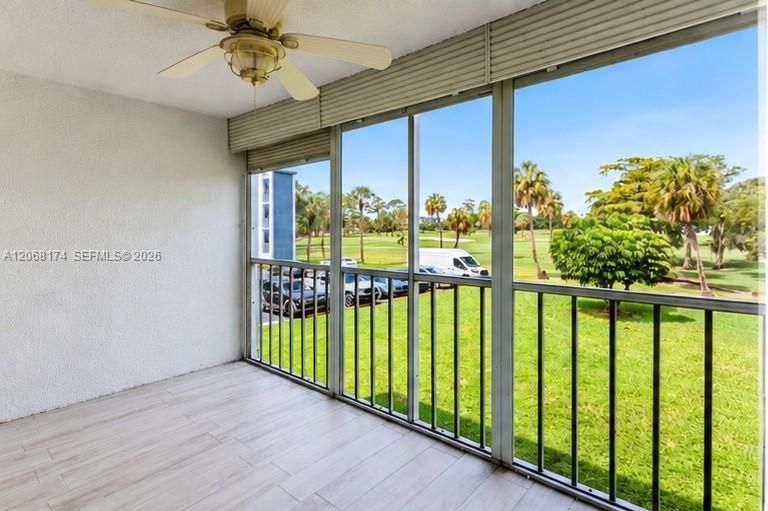 En Venta: $174,900 (2 camas, 2 baños, 1000 Pies cuadrados)