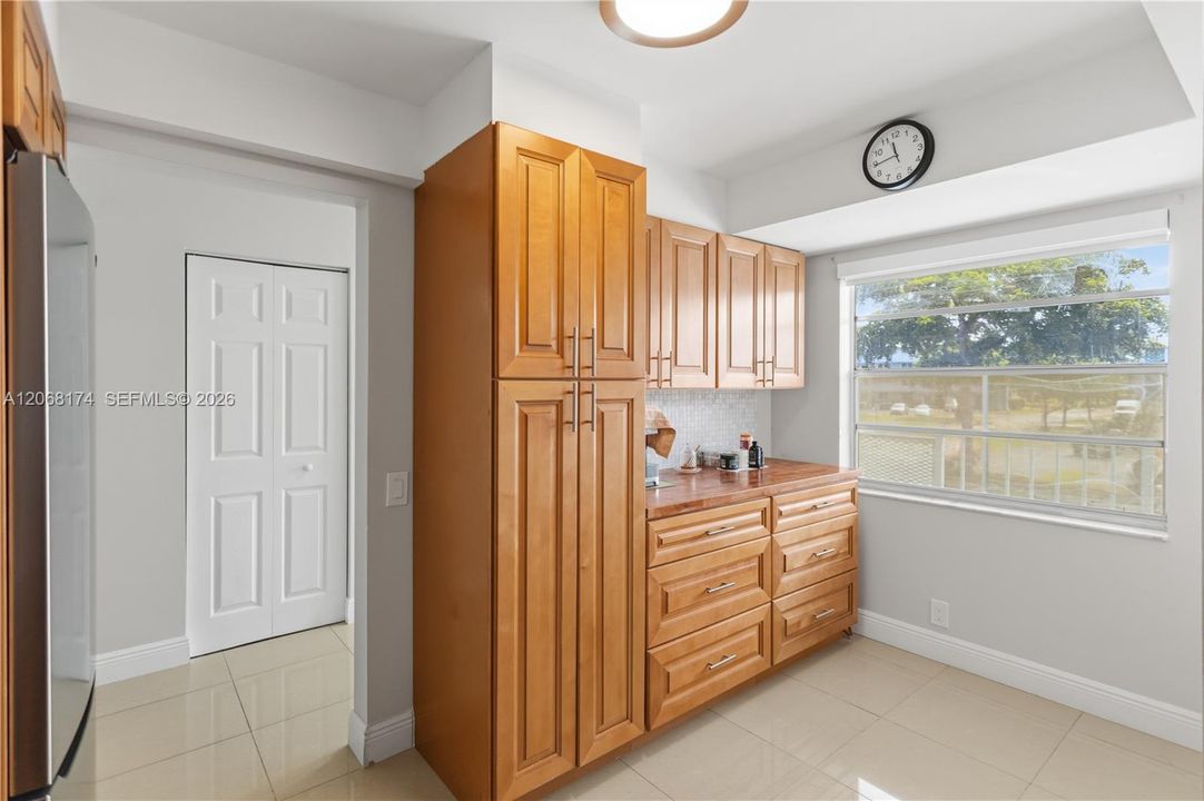 En Venta: $174,900 (2 camas, 2 baños, 1000 Pies cuadrados)