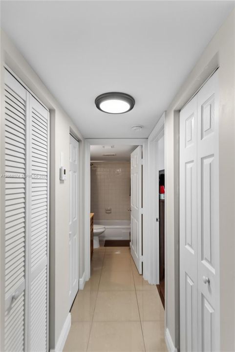 En Venta: $174,900 (2 camas, 2 baños, 1000 Pies cuadrados)