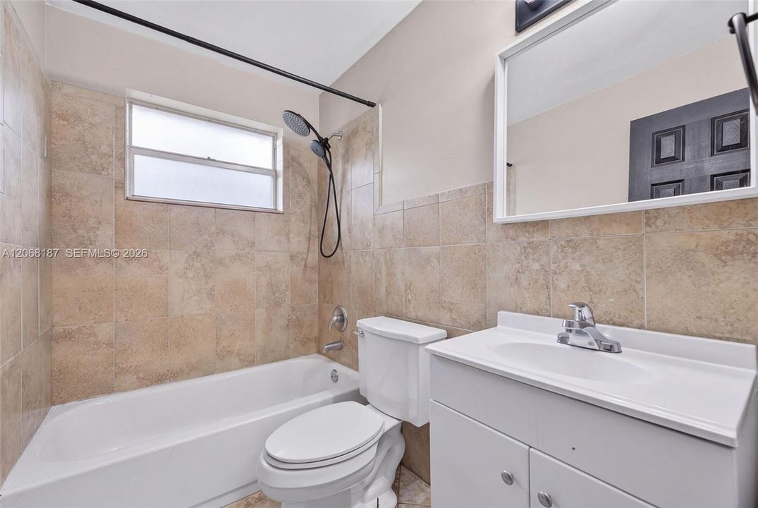 Active With Contract: $499,999 (3 beds, 2 baths, 1200 Square Feet)