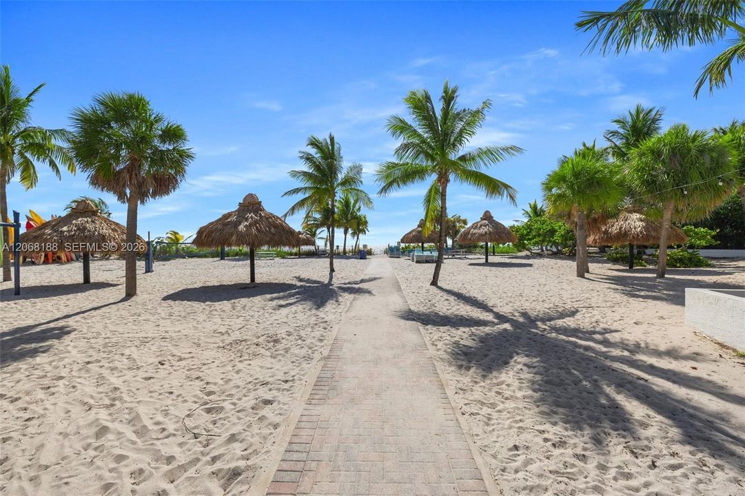 Key Biscayne Beach