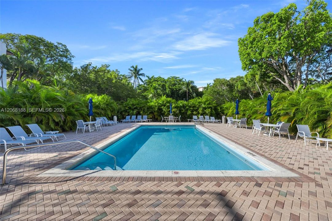 В аренду: $12,500 (4 спален, 4 ванн, 2442 Квадратных фут)