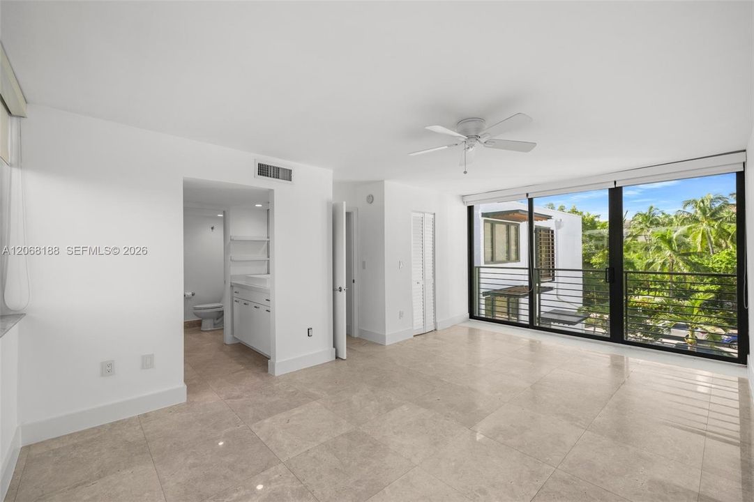 В аренду: $12,500 (4 спален, 4 ванн, 2442 Квадратных фут)