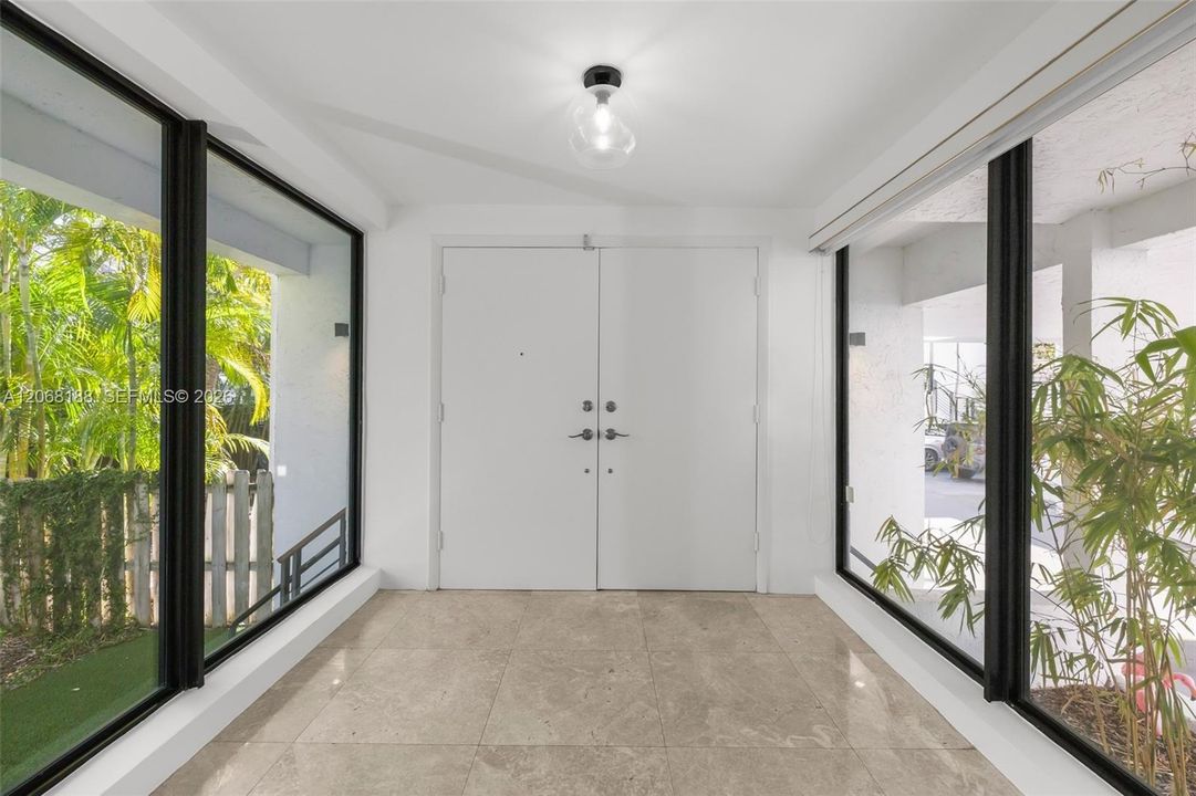 В аренду: $12,500 (4 спален, 4 ванн, 2442 Квадратных фут)