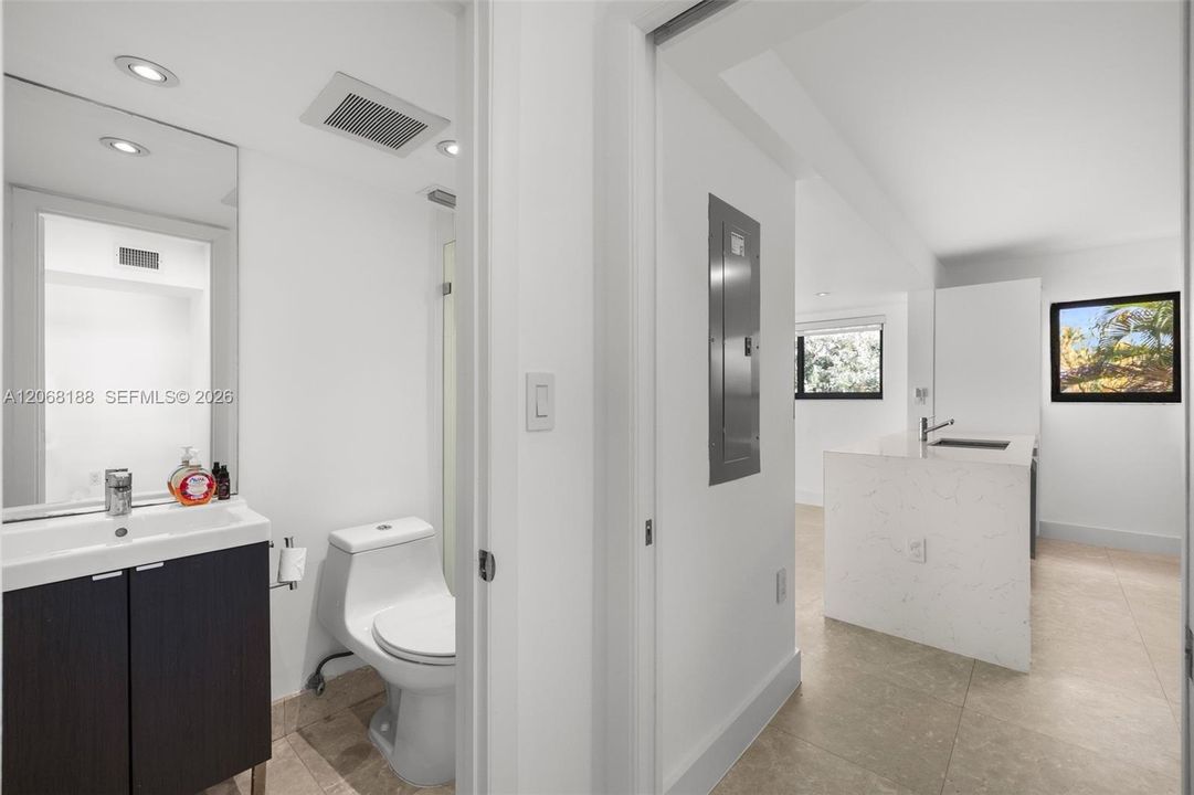 В аренду: $12,500 (4 спален, 4 ванн, 2442 Квадратных фут)