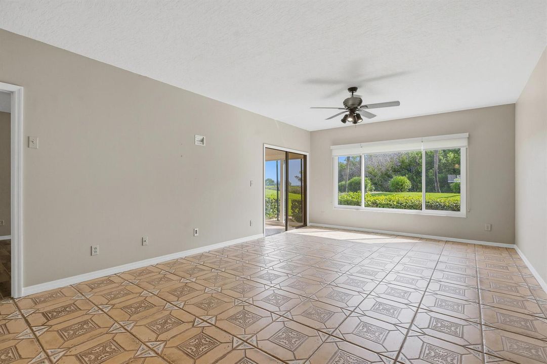 6165 Mirror Lake Drive - 106-286