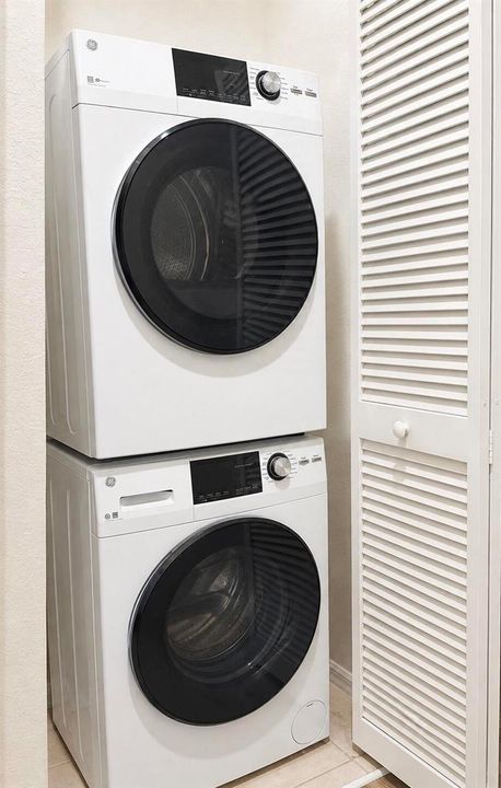 Ge Washer/Dryer