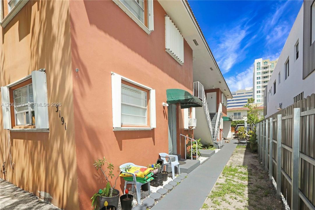 For Sale: $1,800,000 (0 beds, 0 baths, 4452 Square Feet)