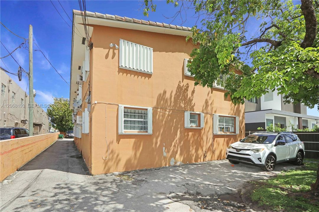 For Sale: $1,800,000 (0 beds, 0 baths, 4452 Square Feet)