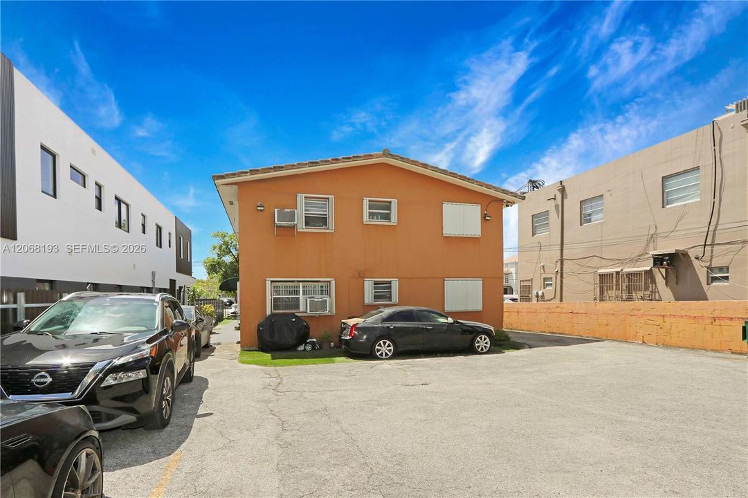 For Sale: $1,800,000 (0 beds, 0 baths, 4452 Square Feet)