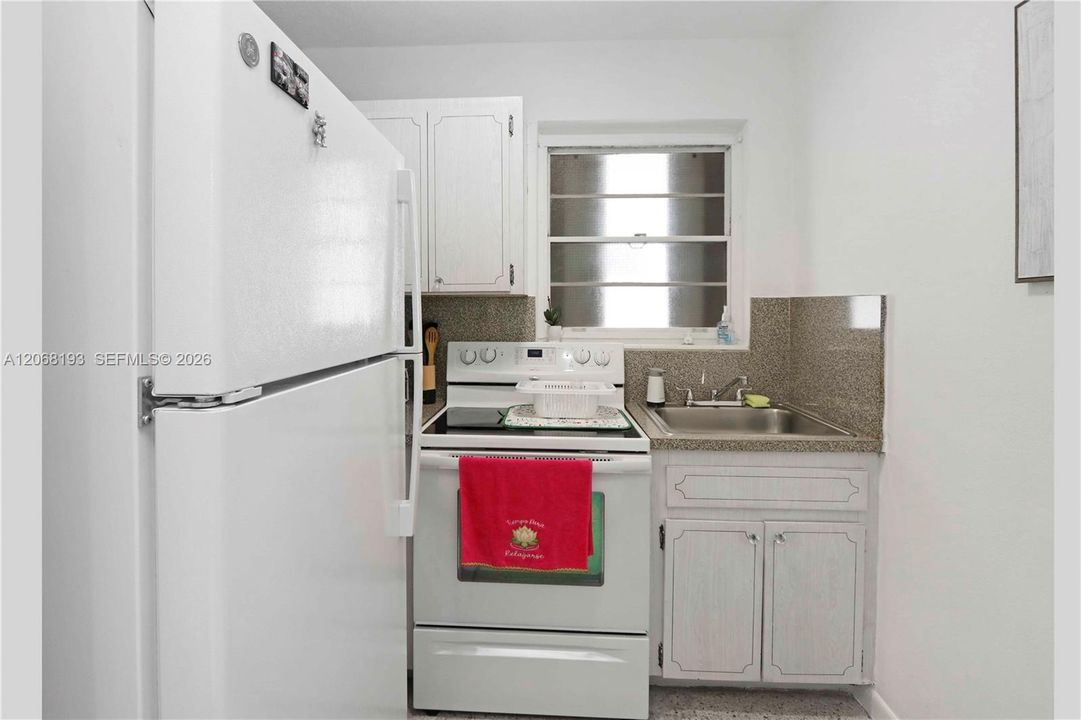 For Sale: $1,800,000 (0 beds, 0 baths, 4452 Square Feet)