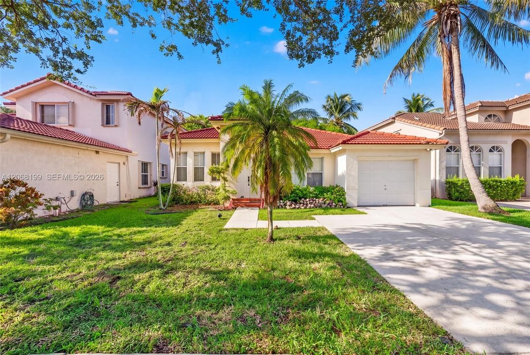 For Sale: $524,999 (3 beds, 2 baths, 1639 Square Feet)