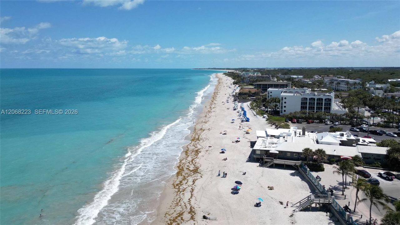For Rent: $1,600 (2 beds, 2 baths, 1076 Square Feet)