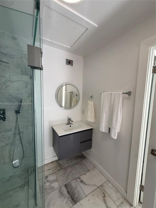 For Rent: $1,700 (1 beds, 1 baths, 0 Square Feet)