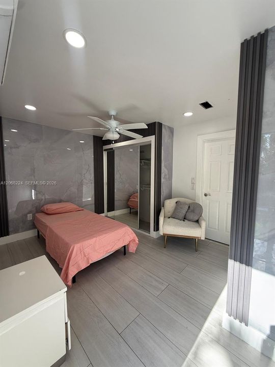 For Rent: $1,700 (1 beds, 1 baths, 0 Square Feet)