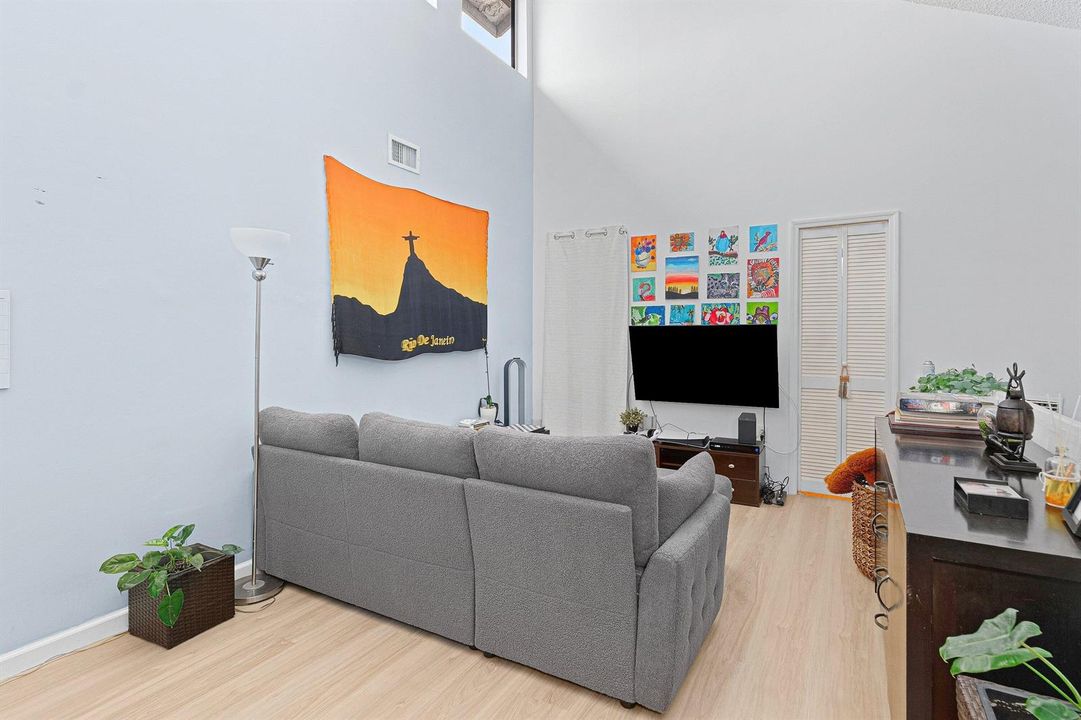 018-2757Southwest2ndStreet-DelrayBeach-F