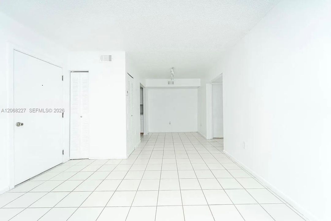 En Renta: $1,750 (1 camas, 1 baños, 600 Pies cuadrados)