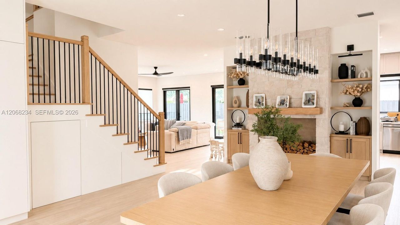 For Sale: $1,150,000 (4 beds, 4 baths, 2924 Square Feet)