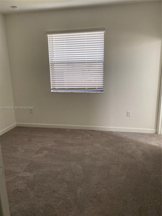 Active With Contract: $2,800 (3 beds, 3 baths, 1320 Square Feet)