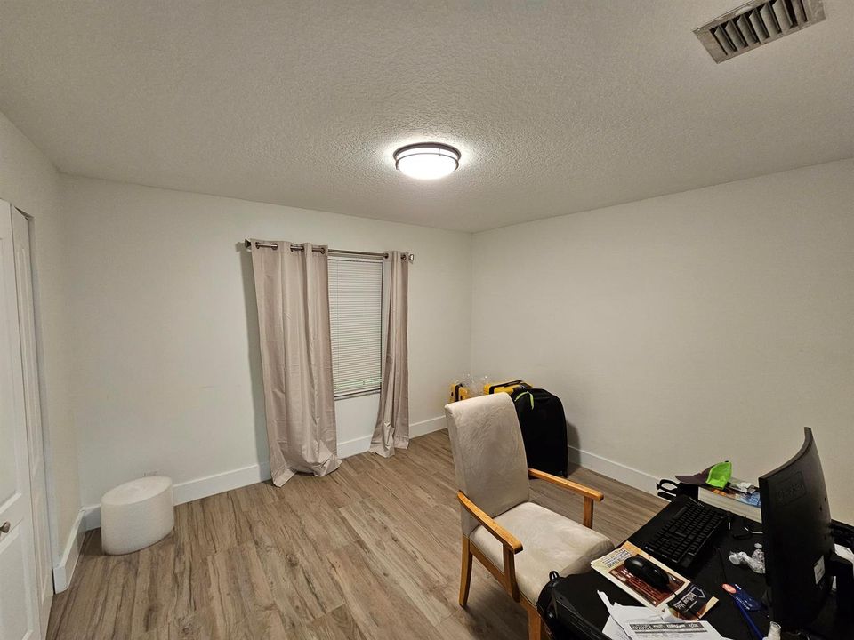 room2