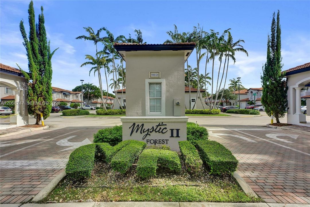 For Sale: $595,000 (3 beds, 2 baths, 1746 Square Feet)