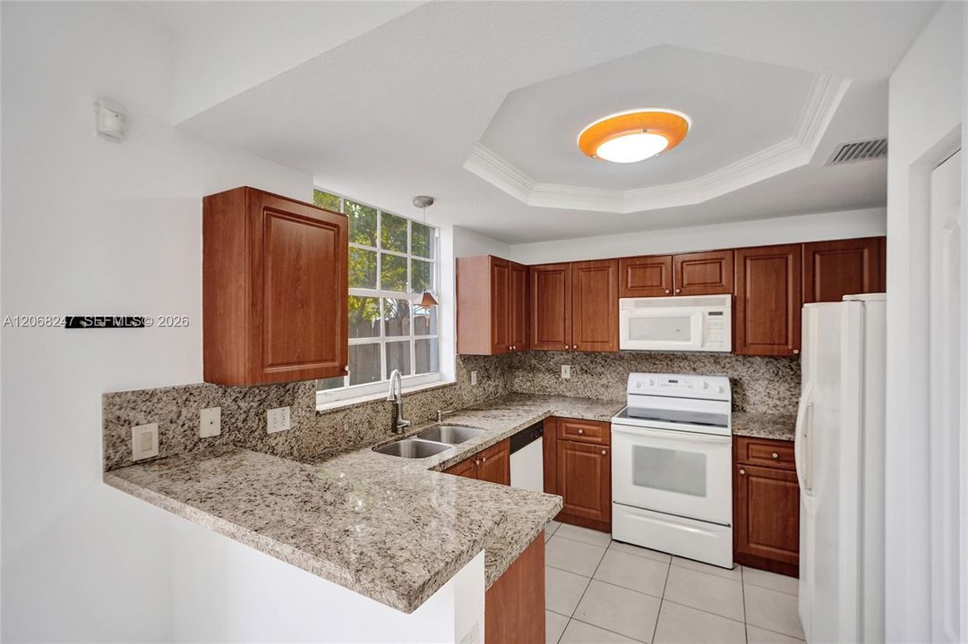 For Sale: $595,000 (3 beds, 2 baths, 1746 Square Feet)