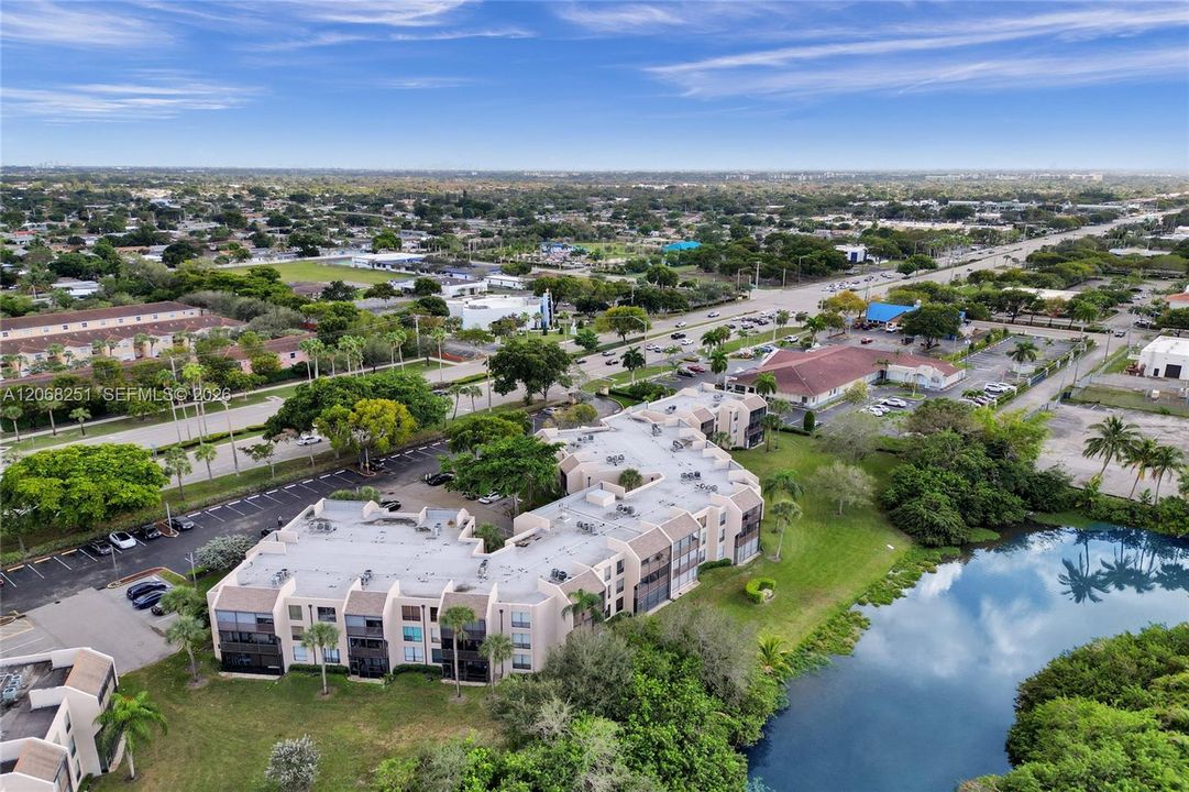 For Sale: $250,000 (2 beds, 2 baths, 1023 Square Feet)