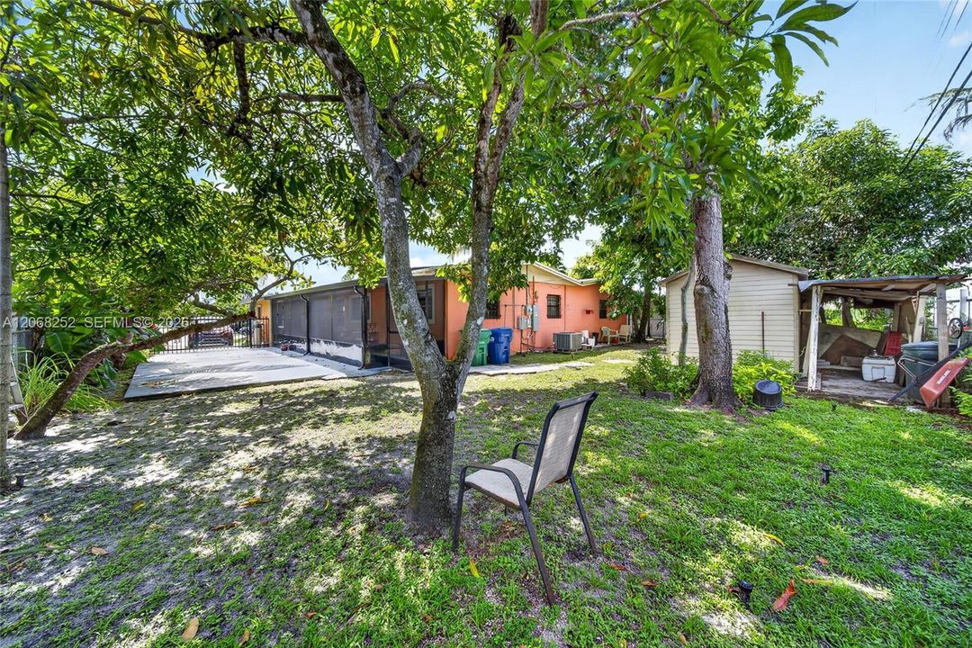 For Sale: $515,000 (3 beds, 2 baths, 1728 Square Feet)