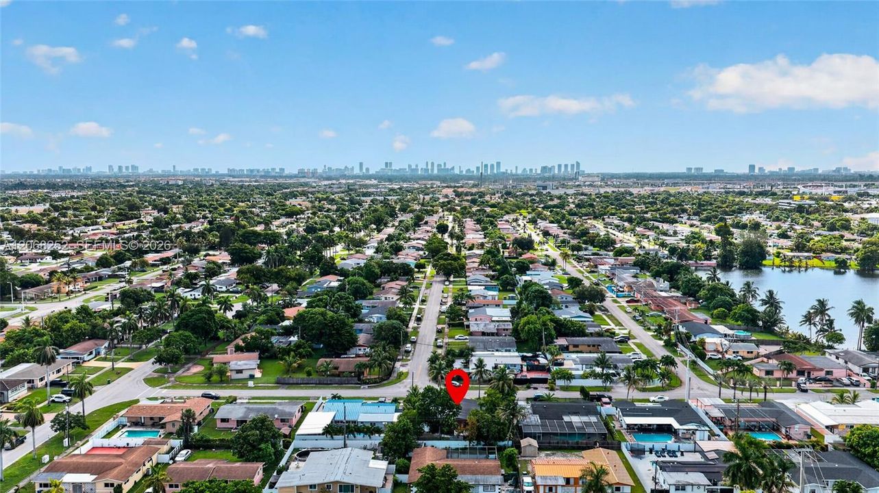 For Sale: $515,000 (3 beds, 2 baths, 1728 Square Feet)