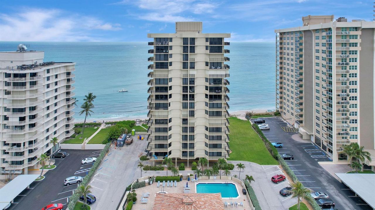 5460 N Ocean Drive 7a