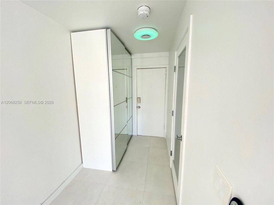 Недавно арендовано: $1,595 (0 спален, 1 ванн, 295 Квадратных фут)