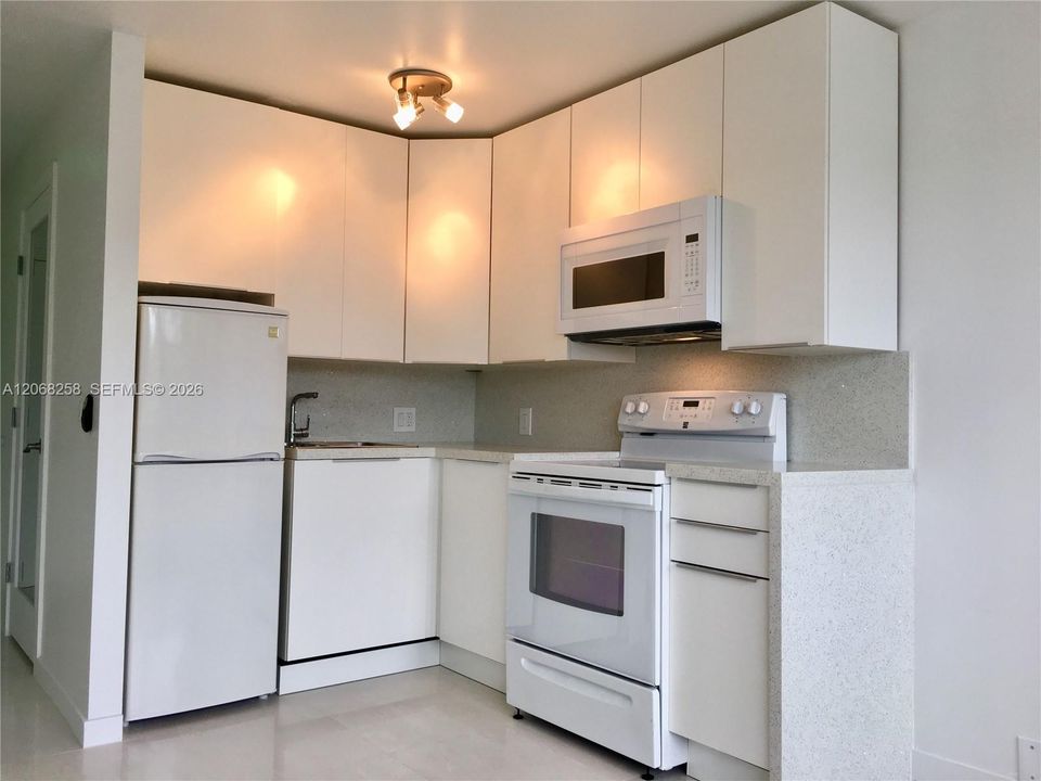 Недавно арендовано: $1,595 (0 спален, 1 ванн, 295 Квадратных фут)