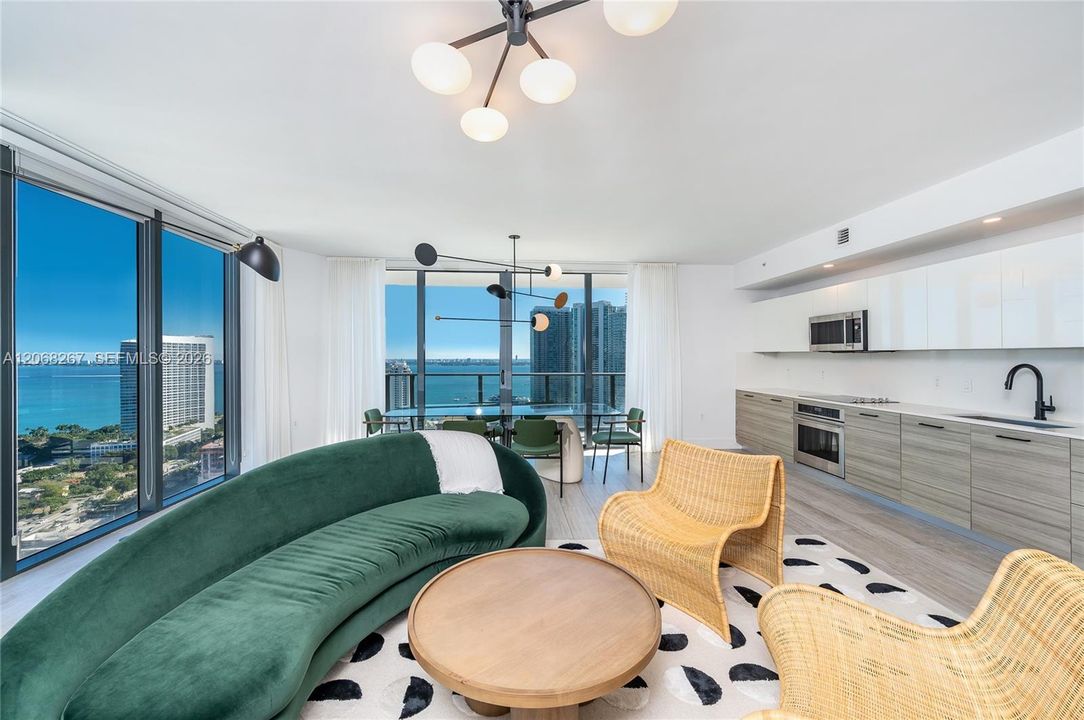 For Rent: $10,500 (3 beds, 3 baths, 1435 Square Feet)