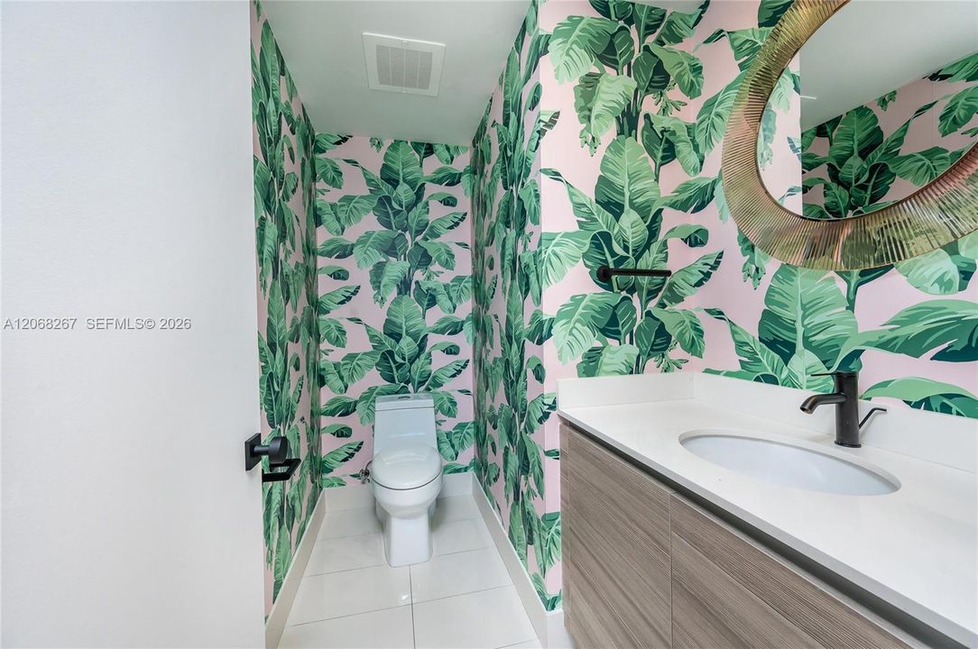 For Rent: $10,500 (3 beds, 3 baths, 1435 Square Feet)