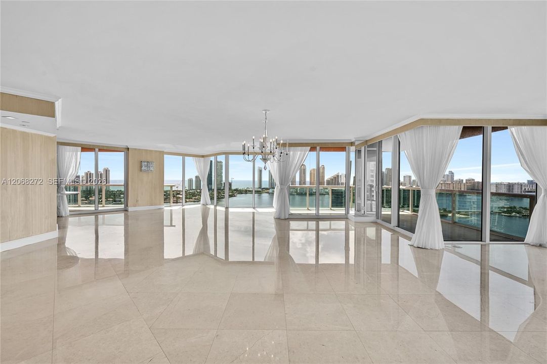 For Sale: $2,700,000 (4 beds, 4 baths, 4080 Square Feet)