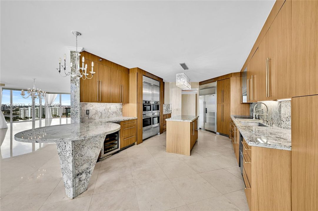 For Sale: $2,700,000 (4 beds, 4 baths, 4080 Square Feet)