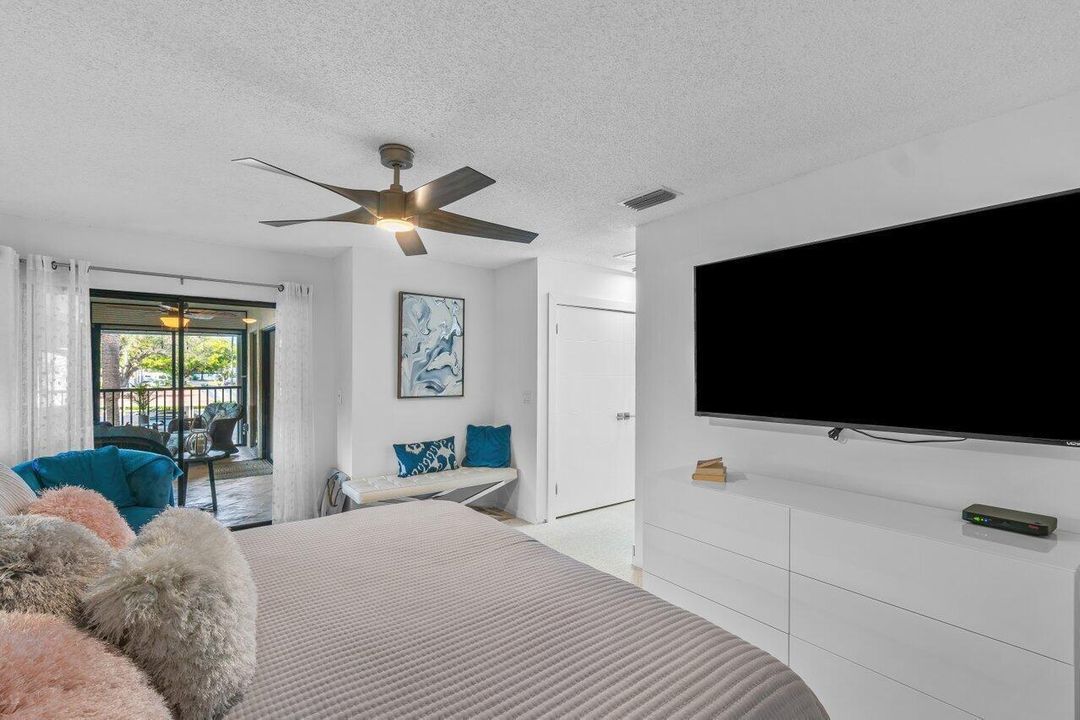 50 Pelican Pointe 205