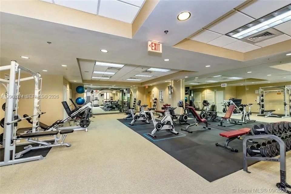 For Rent: $3,600 (2 beds, 2 baths, 1145 Square Feet)