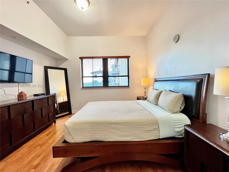 For Rent: $3,600 (2 beds, 2 baths, 1145 Square Feet)