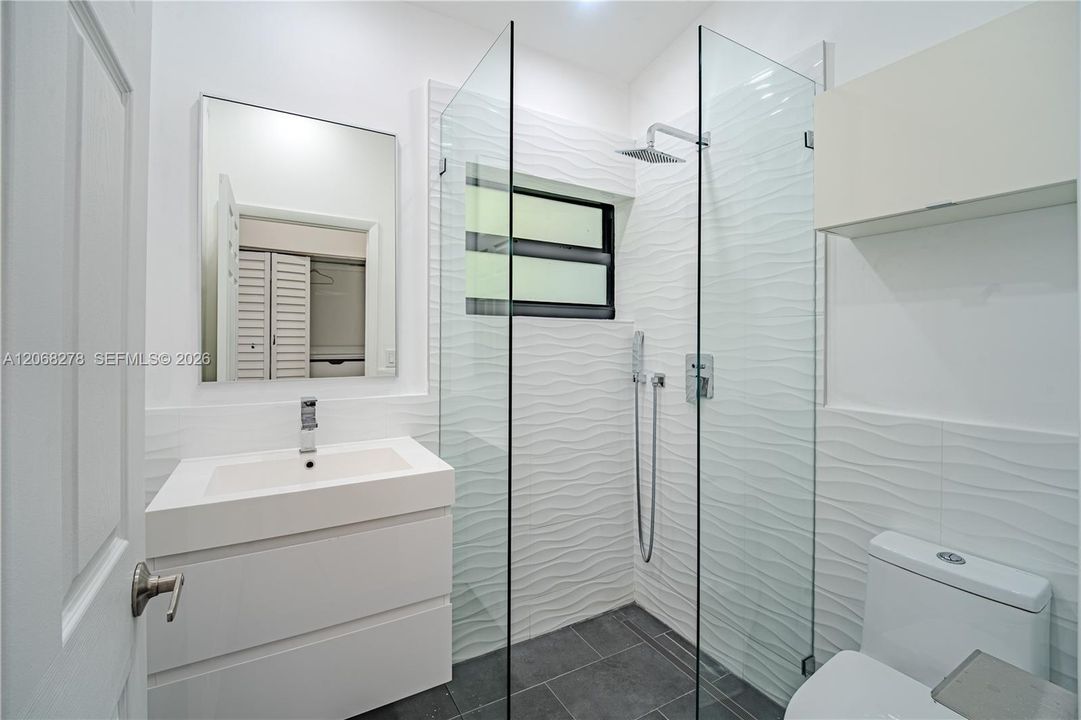 For Rent: $10,500 (4 beds, 3 baths, 2145 Square Feet)