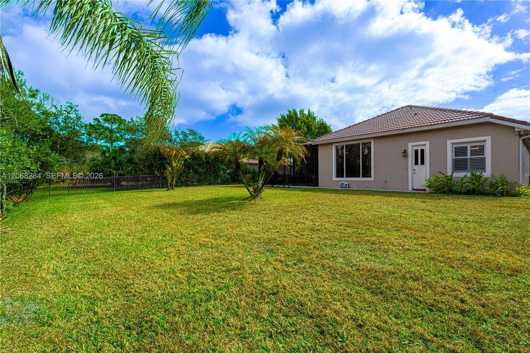 For Sale: $749,000 (4 beds, 3 baths, 2298 Square Feet)
