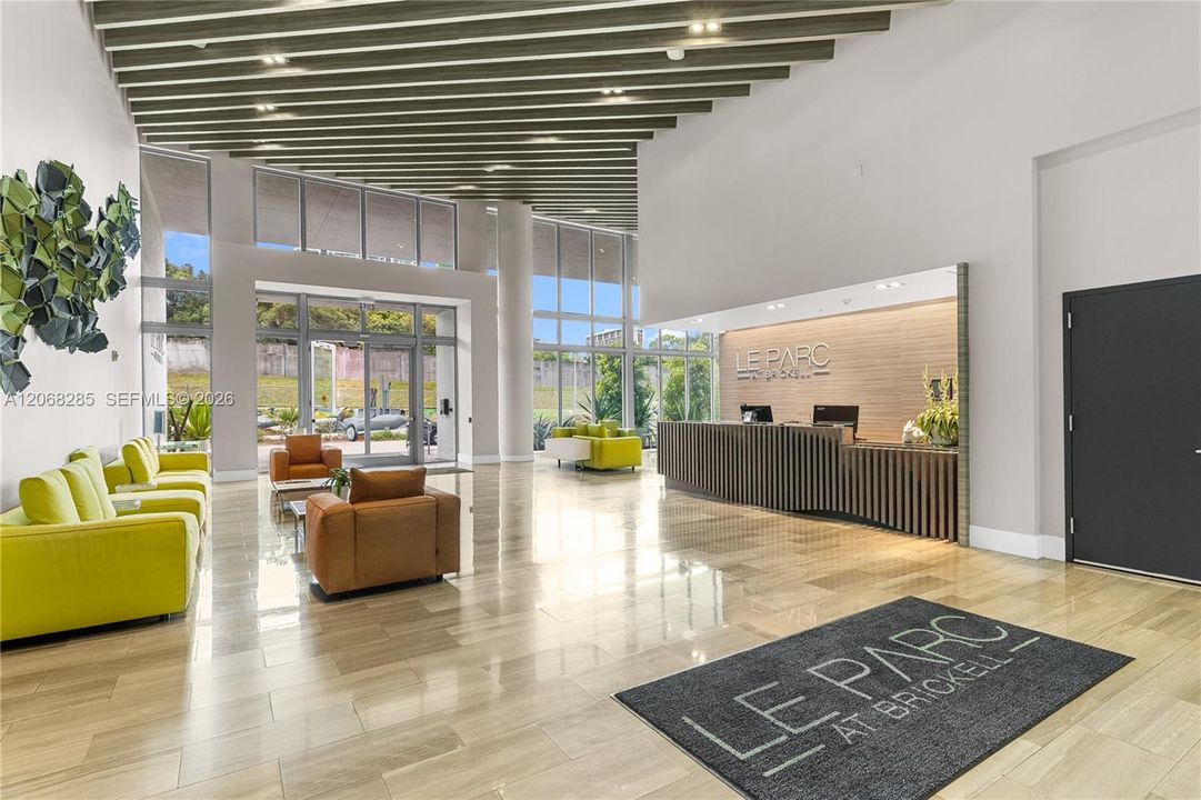 For Sale: $789,000 (2 beds, 2 baths, 1236 Square Feet)