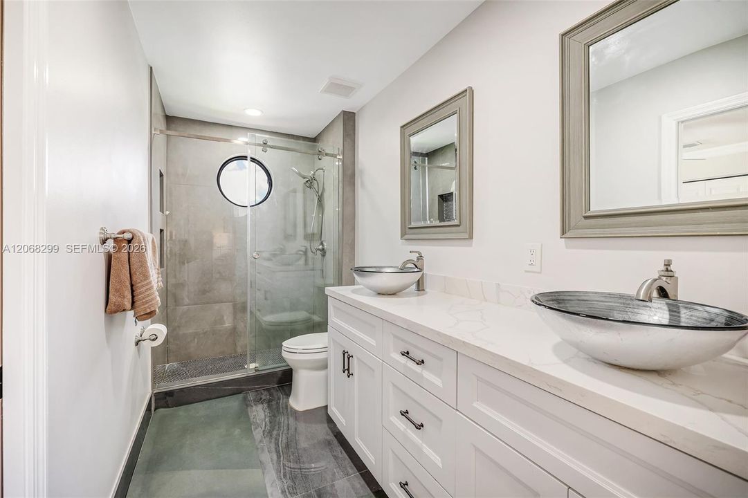 For Sale: $775,000 (4 beds, 3 baths, 2707 Square Feet)