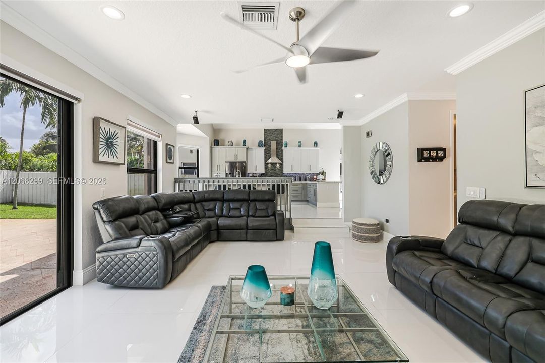 For Sale: $775,000 (4 beds, 3 baths, 2707 Square Feet)