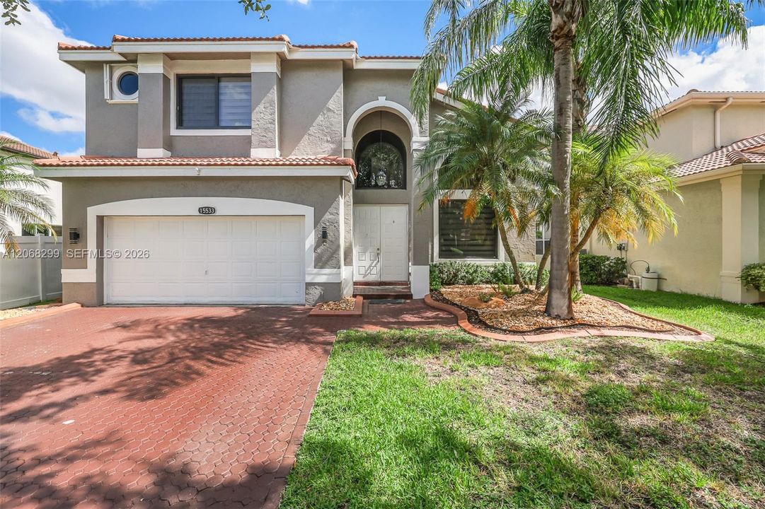 For Sale: $775,000 (4 beds, 3 baths, 2707 Square Feet)
