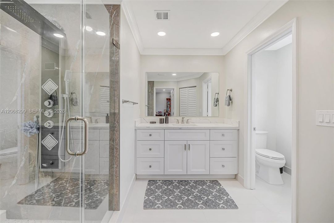 For Sale: $775,000 (4 beds, 3 baths, 2707 Square Feet)